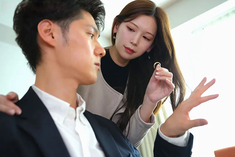 Bà xã đi đi giã ngoại, ông chồng ở nhà bị nhỏ em cô vợ gạ quan hệ không trượt phát nào